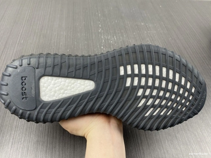 V2 350 HQ4540 Onyx Boost Yeezy Adidas 0808